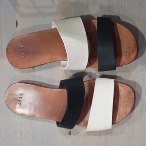 FEIT Asymmetrical Double Strap flat sandals 35‎ 5